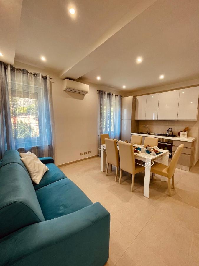 Baia Di Atlantide Apartment Taormina Exterior foto
