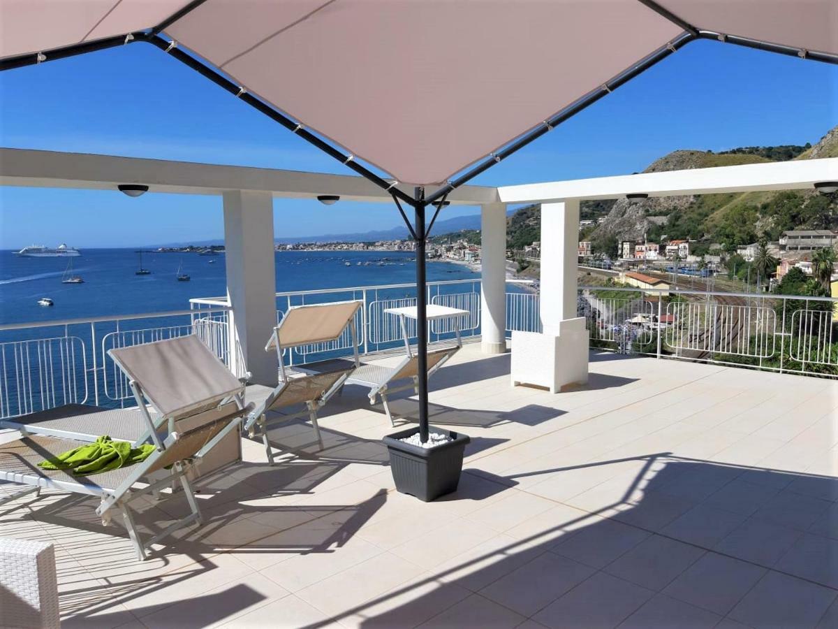 Baia Di Atlantide Apartment Taormina Exterior foto