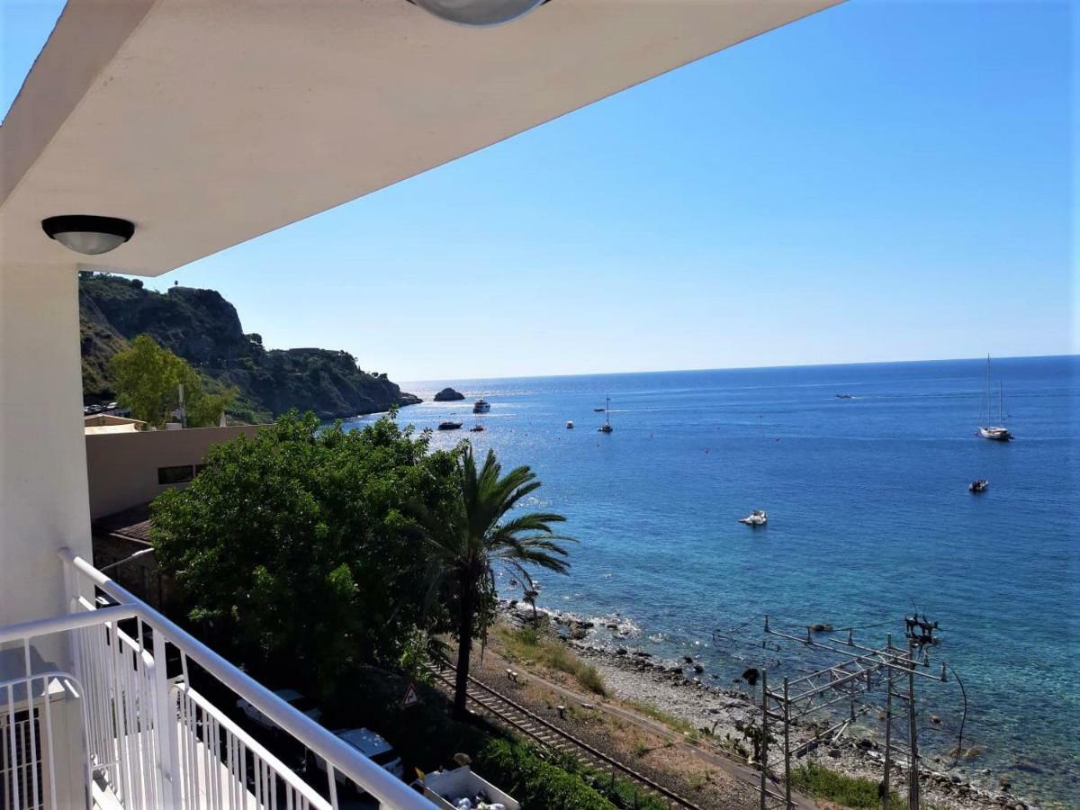 Baia Di Atlantide Apartment Taormina Exterior foto